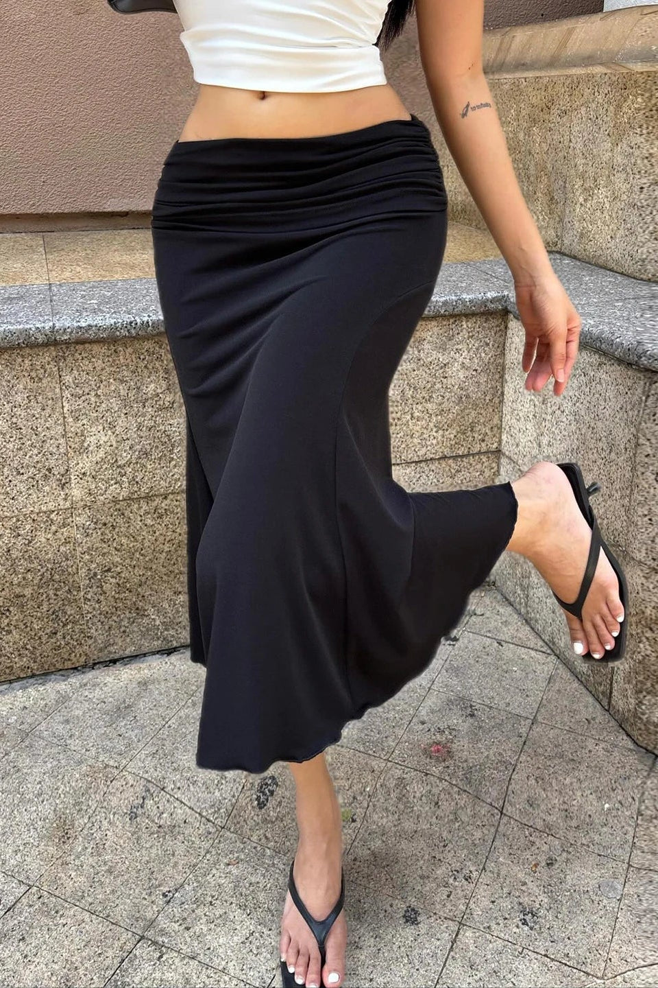 SOKYND Claressa Low-Waisted Pleated Midi Skirt Skirts1005010586053629-;KD1772479402746205892BlackS