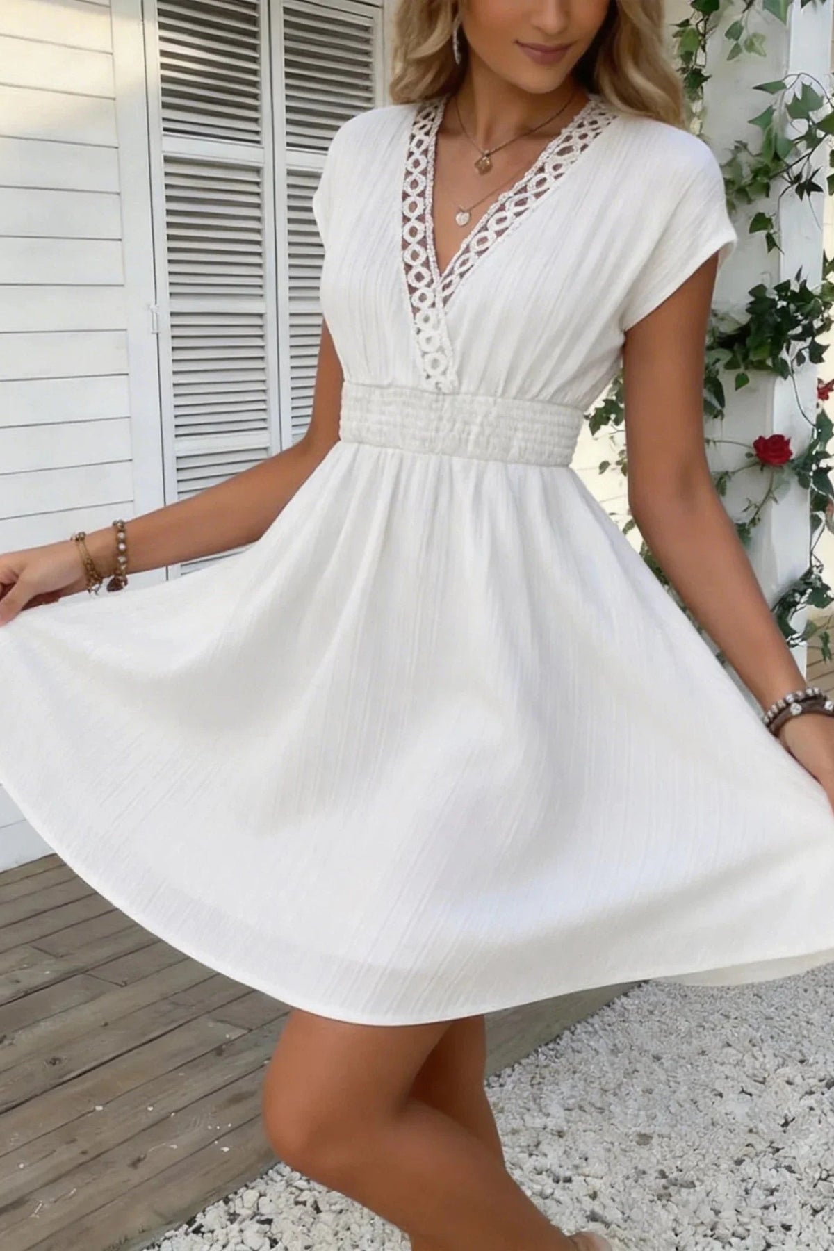 SOKYND Daniela French Lace V-Neck Fitted Dress DressesSOKYND-609175-DEF-S-01271S