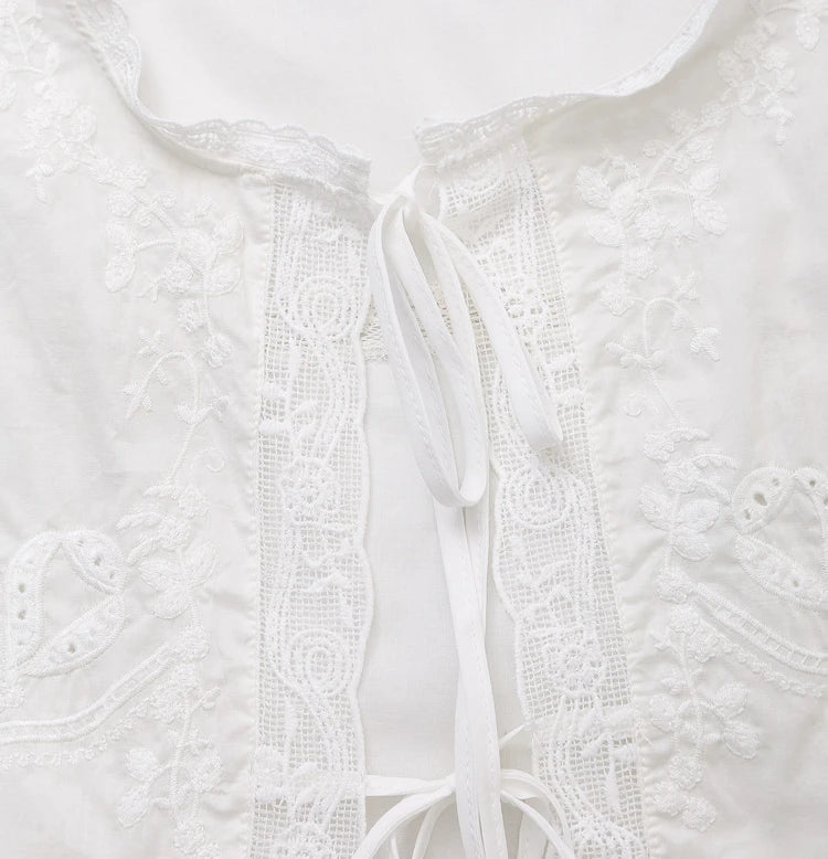 SOKYND Marilyn Embroidered Lace Trim Blouse in White