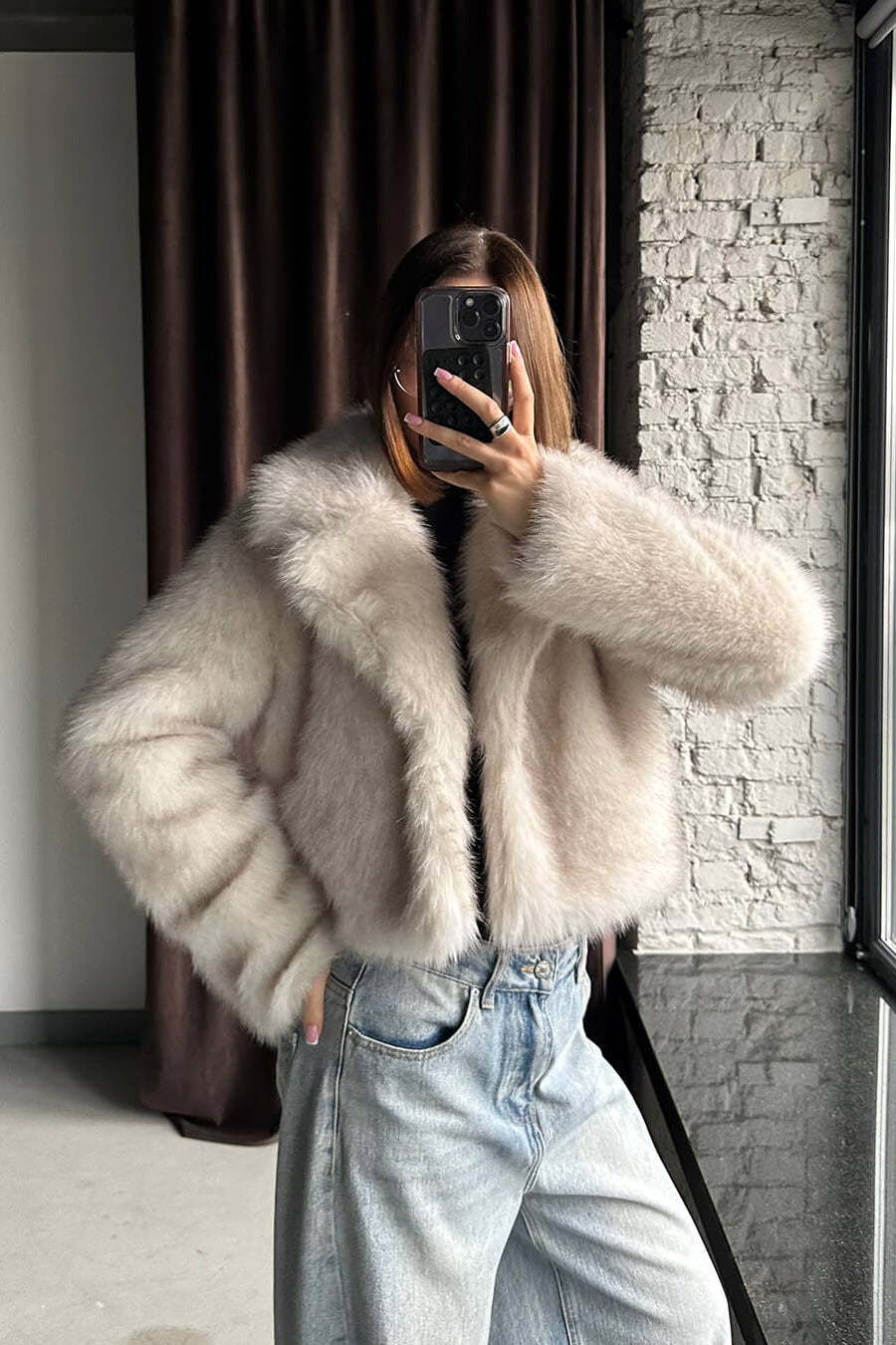 SOKYND Whitney Cropped Faux Fur Jacket Coats & JacketsFr1767625273827039684CreamS