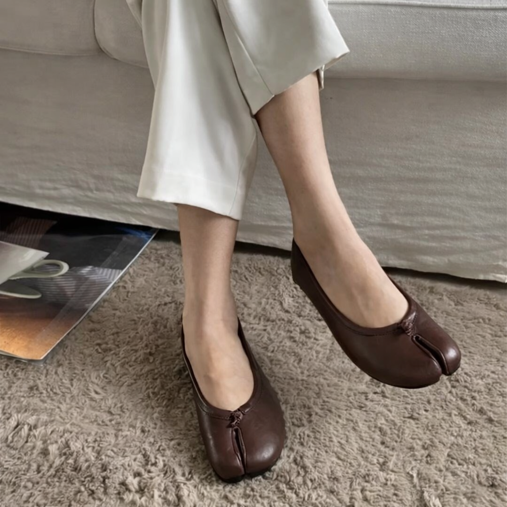 Kaira Split-Toe Leather Mules