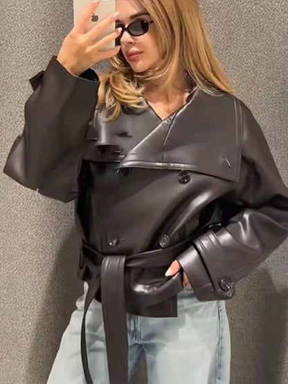 Trench en simili cuir rose à laçage et nœud