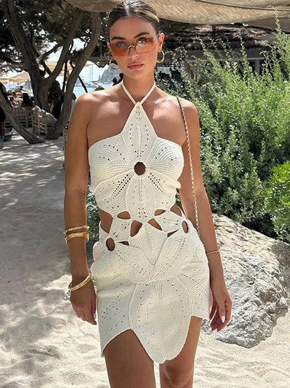 Robe mini en crochet à col halter Willow