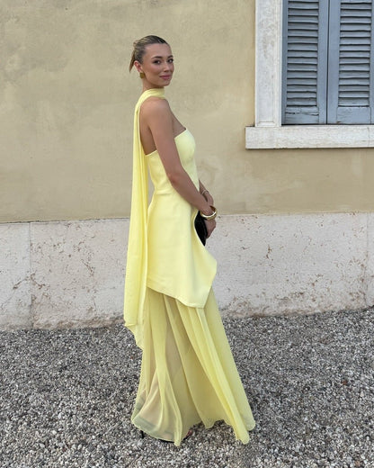 Ambre Robe Maxi Asymétrique Transparente