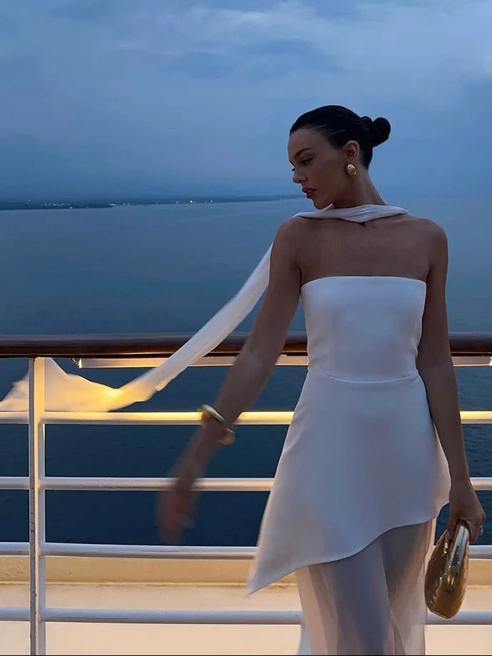 Ambre Robe Maxi Asymétrique Transparente