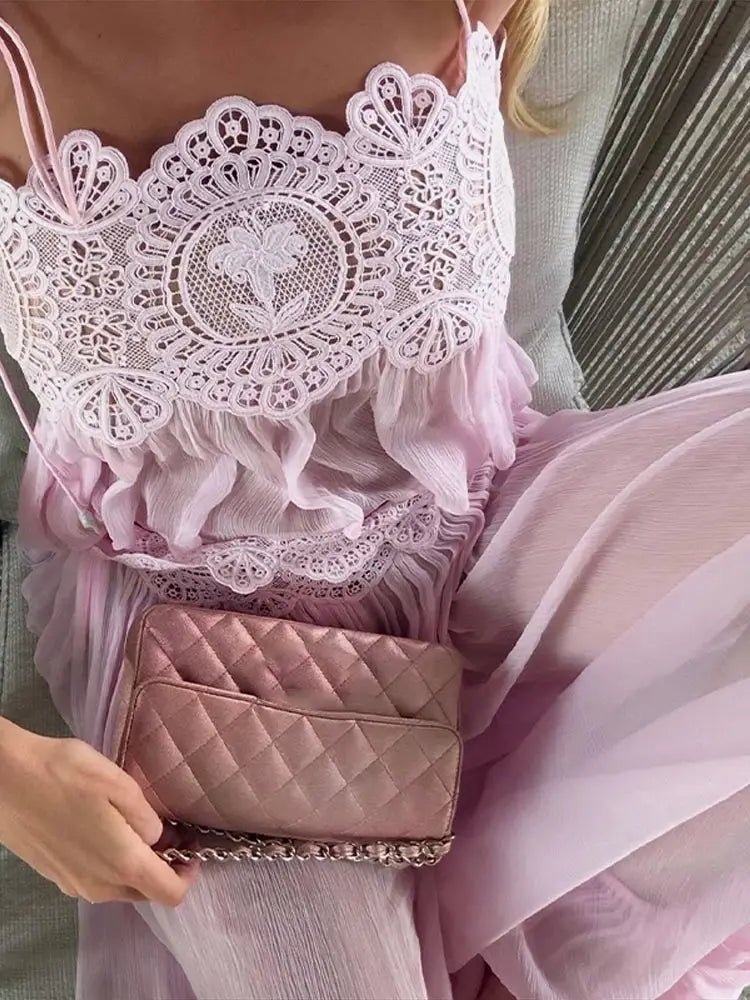 Ensemble Maya Top Court en Dentelle Florale à Volants et Jupe Maxi