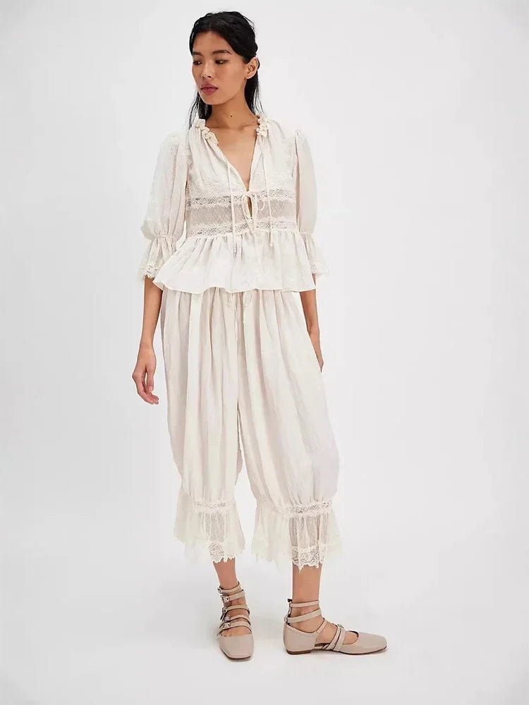 Ensemble Jasmine Lace Lantern