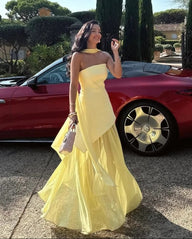 Ambre Robe Maxi Asymétrique Transparente