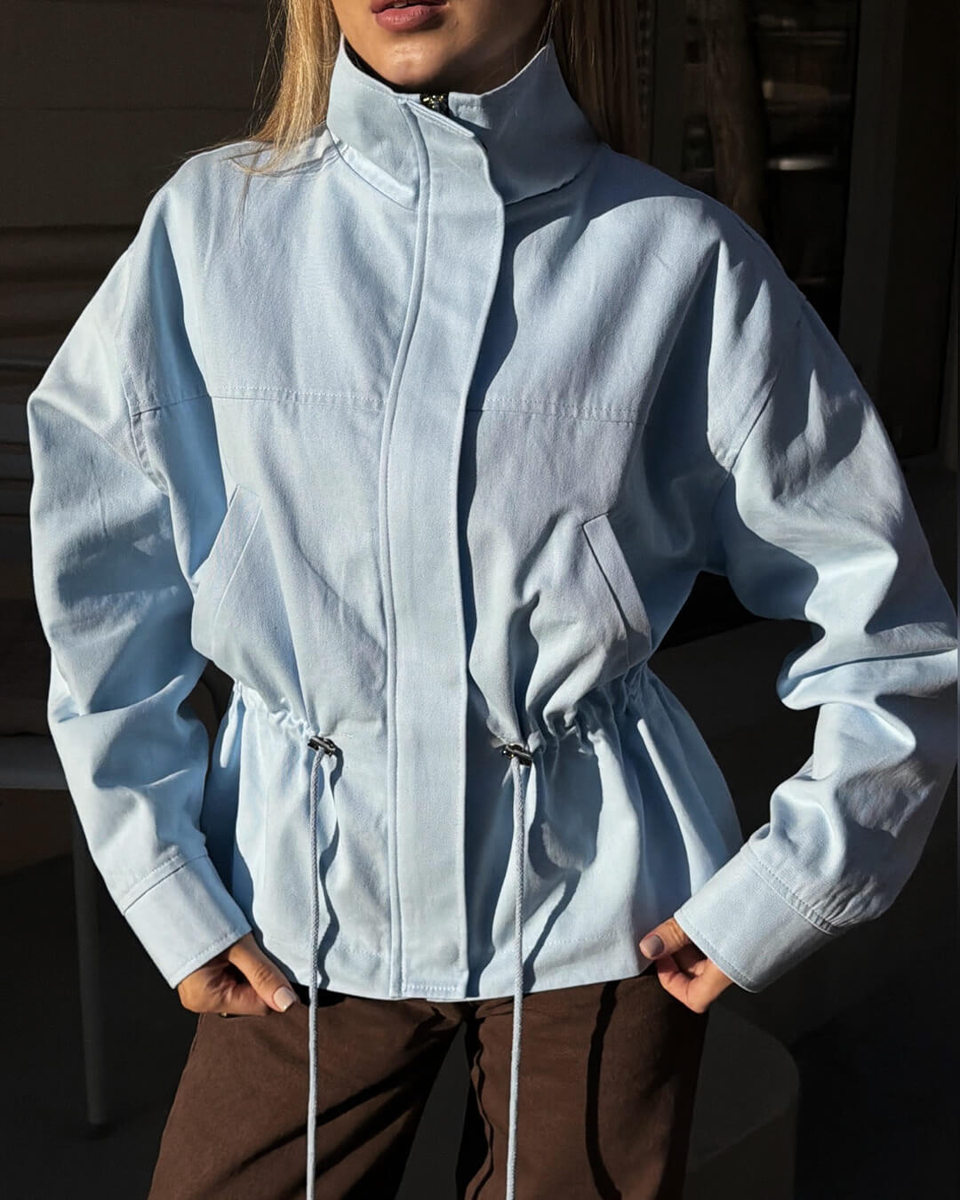 Veste Joanna à col montant et cordon