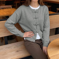 Sara Cardigan en maille à nœuds grenouille